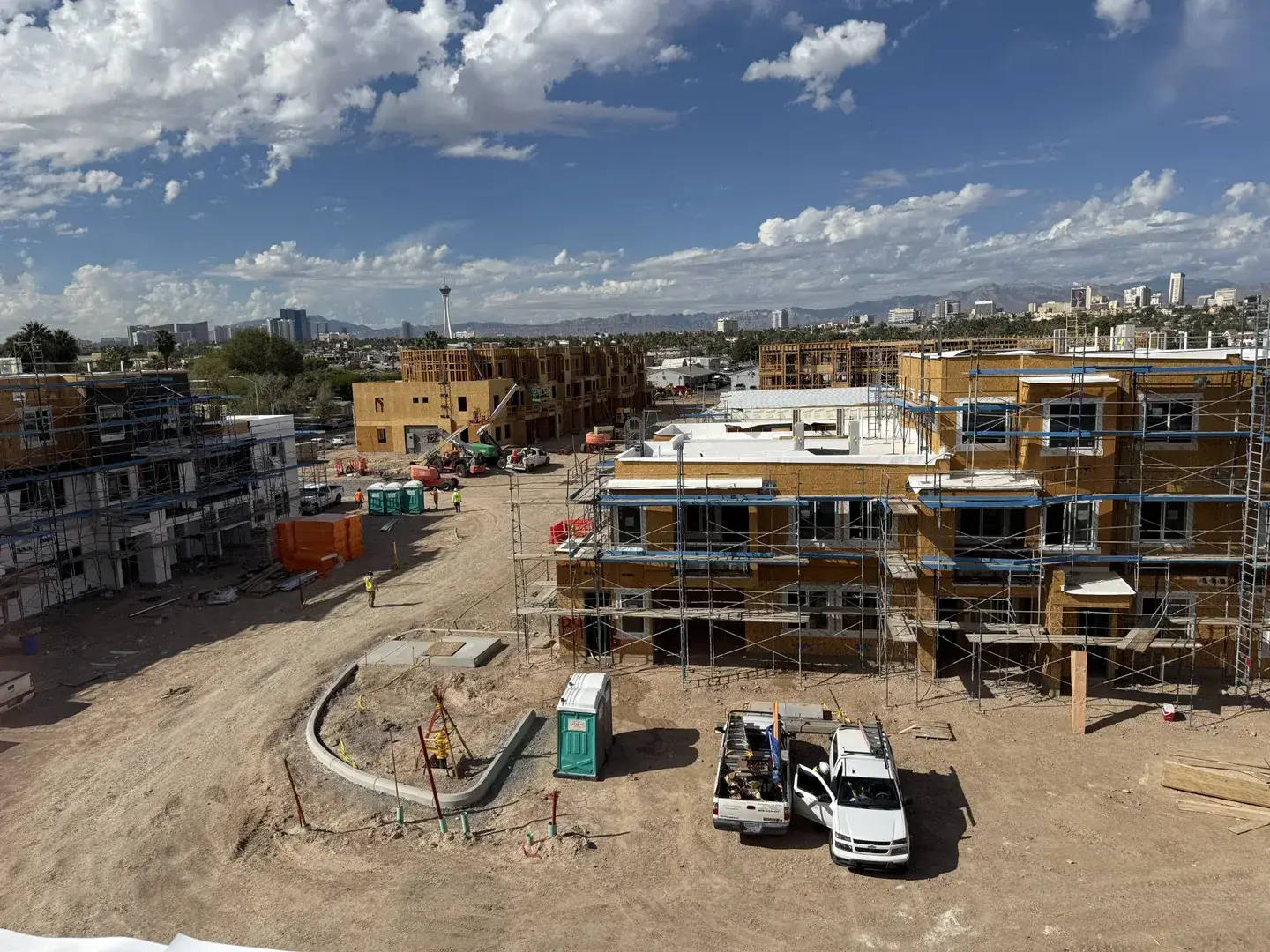 28th & Sunrise — view 2
